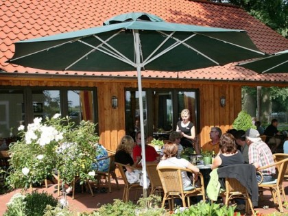 Photo: Swingolf und Gartencafe Iserloy